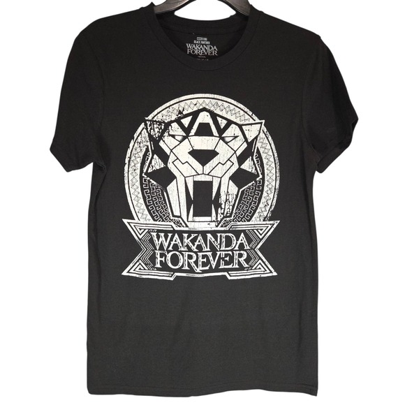 Black Panther Marvel Wakanda Forever Men's Black Tee Short Sleeve Shirt New - Picture 1 of 4